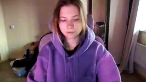 Snapshot of travisroule chatting on November 2025 01:10:02 PM Lisa online show from November 2025 01:10:02 PM