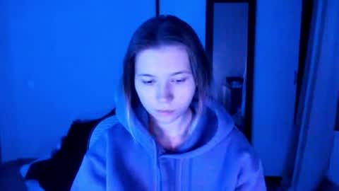 Snapshot of travisroule chatting on November 2025 04:07:02 PM Lisa online show from November 2025 04:07:02 PM