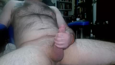 Snapshot of treasured_trash chatting on December 2025 01:14:02 AM Dilly Dally online show from December 2025 01:14:02 AM