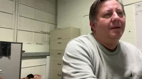 treborinthesky online show from November 2025 12:33:01 AM