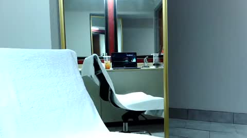 TreeBurner1 online show from November 2025 07:18:02 PM