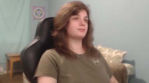 Snapshot of treejeanne chatting on December 2024 07:21:02 PM TreeJeanne online show from December 2024 07:21:02 PM