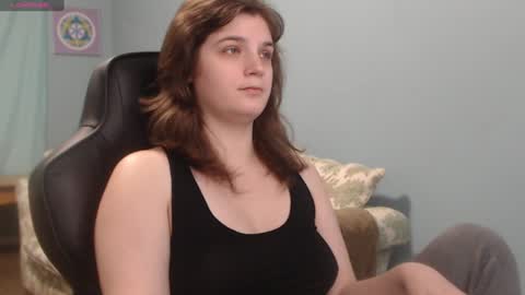 Snapshot of treejeanne chatting on December 2024 02:06:02 PM TreeJeanne online show from December 2024 02:06:02 PM