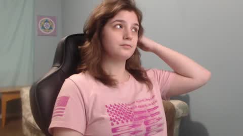 Snapshot of treejeanne chatting on December 2024 08:55:02 PM TreeJeanne online show from December 2024 08:55:02 PM