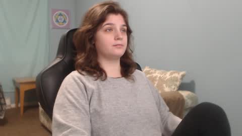 Snapshot of treejeanne chatting on December 2024 05:22:01 PM TreeJeanne online show from December 2024 05:22:01 PM