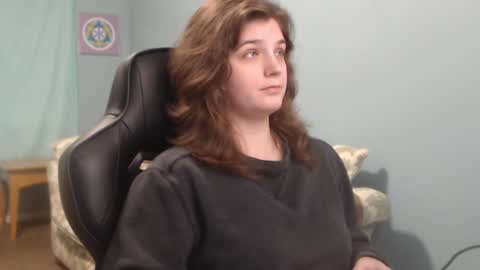 Snapshot of treejeanne chatting on December 2024 07:57:01 PM TreeJeanne online show from December 2024 07:57:01 PM