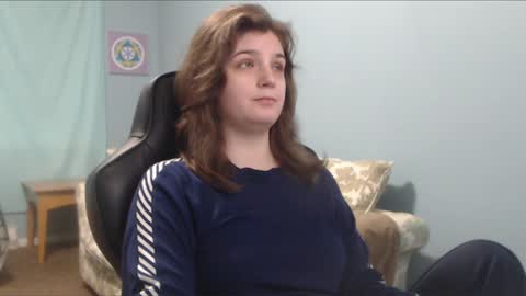 Snapshot of treejeanne chatting on December 2024 06:08:01 PM TreeJeanne online show from December 2024 06:08:01 PM