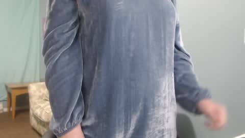 Snapshot of treejeanne chatting on January 2025 02:08:02 PM TreeJeanne online show from January 2025 02:08:02 PM