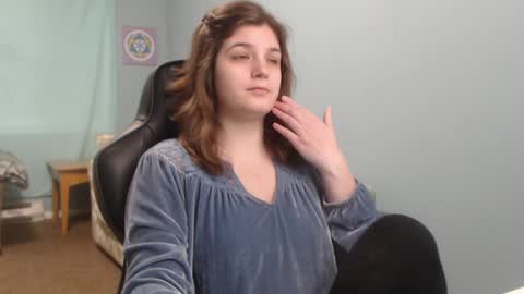 Snapshot of treejeanne chatting on February 2025 07:49:01 PM TreeJeanne online show from February 2025 07:49:01 PM