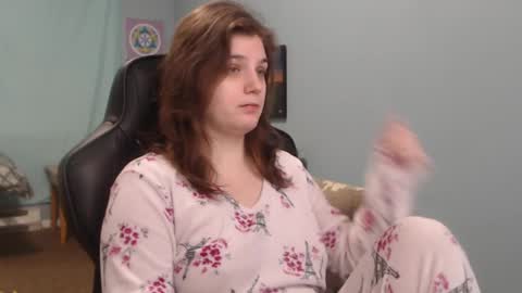 Snapshot of treejeanne chatting on February 2025 12:48:01 AM TreeJeanne online show from February 2025 12:48:01 AM