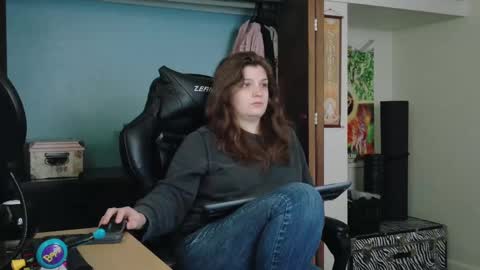 Snapshot of treejeanne chatting on September 2025 03:33:01 PM TreeJeanne online show from September 2025 03:33:01 PM