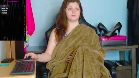 Snapshot of treejeanne chatting on October 2025 02:18:01 PM TreeJeanne online show from October 2025 02:18:01 PM