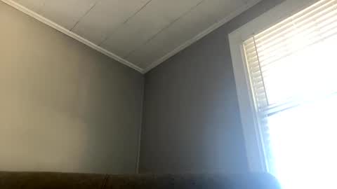 treeman817 online show from November 2025 03:33:01 PM