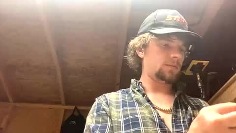 treeman817 online show from March 2026 01:20:02 AM