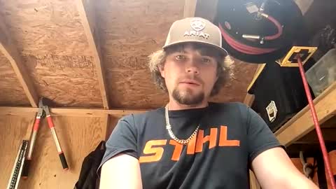 Snapshot of treeman817 chatting on May 2026 08:47:02 PM treeman817 online show from May 2026 08:47:02 PM