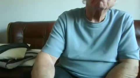 Snapshot of trekbeestje1 chatting on December 2025 09:07:01 AM trekbeestje online show from December 2025 09:07:01 AM