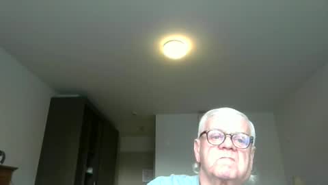 Snapshot of trekbeestje1 chatting on December 2025 12:58:02 PM trekbeestje online show from December 2025 12:58:02 PM