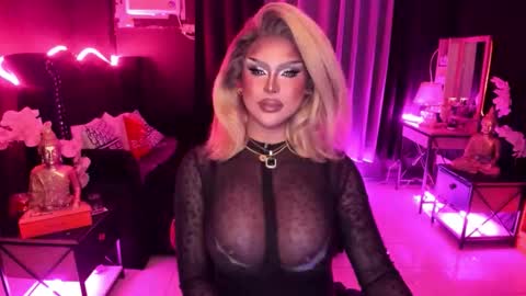 Jade online show from November 2025 02:56:01 PM