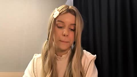 Alice online show from October 2025 07:24:01 PM