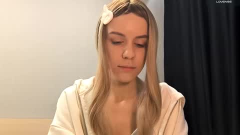 Alice online show from October 2025 06:30:02 PM