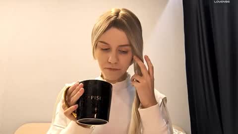 Alice online show from October 2025 06:39:02 PM