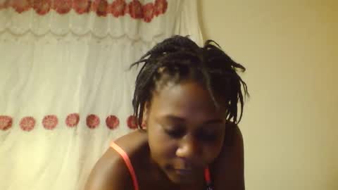 Snapshot of tresyamber chatting on May 2026 01:11:02 AM tresyamber online show from May 2026 01:11:02 AM