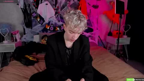 TrevorBenson online show from October 2025 03:29:02 AM