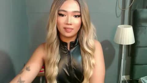 Snapshot of trexie_fucks15 chatting on October 2025 05:40:02 PM trexie_fucks15 online show from October 2025 05:40:02 PM