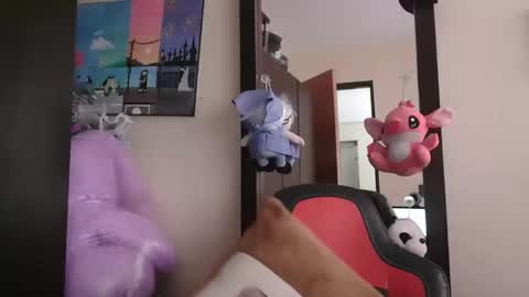 triana_bell online show from April 2026 04:44:01 PM