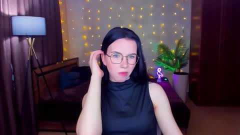Snapshot of triciadaisy chatting on April 2026 06:41:02 AM TriciaDaisy online show from April 2026 06:41:02 AM