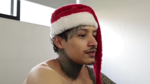 Snapshot of trieone chatting on December 2024 09:55:02 PM - trieone online show from December 2024 09:55:02 PM