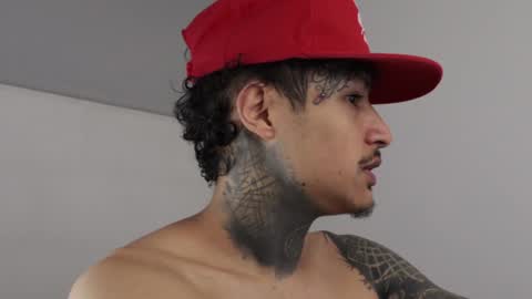 Snapshot of trieone chatting on February 2025 05:10:01 AM - trieone online show from February 2025 05:10:01 AM