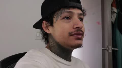 Snapshot of trieone chatting on September 2025 11:54:02 AM - trieone online show from September 2025 11:54:02 AM