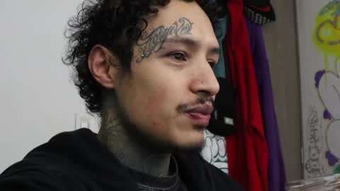 Snapshot of trieone chatting on October 2025 09:00:02 AM - trieone online show from October 2025 09:00:02 AM