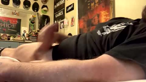 triller402 online show from April 2026 06:13:02 PM