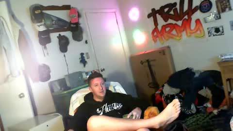 trillnonymau5 online show from December 2024 02:23:02 PM