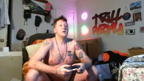 trillnonymau5 online show from January 2025 01:42:01 AM