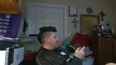 trillnonymau5 online show from January 2025 02:15:01 AM