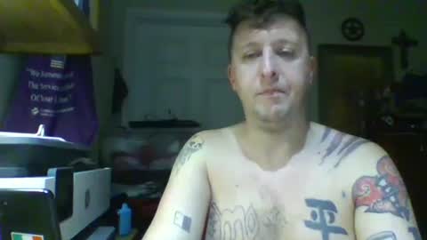 trillnonymau5 online show from February 2025 05:58:02 AM