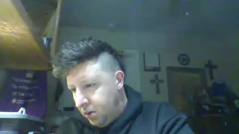 trillnonymau5 online show from February 2025 11:42:01 PM