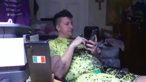 trillnonymau5 online show from February 2025 02:47:02 AM