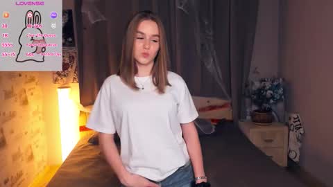 Bubbles online show from November 2025 07:03:01 PM