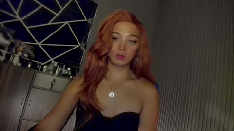 Ms Ella online show from December 2024 01:42:02 PM