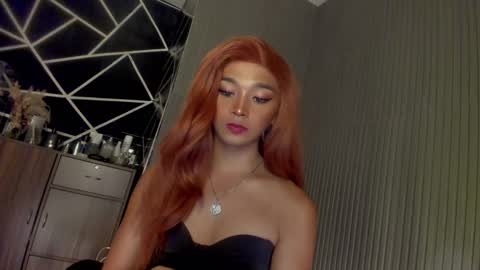 Ms Ella online show from January 2025 01:47:01 PM