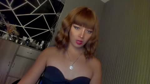 Ms Ella online show from February 2025 01:30:01 PM