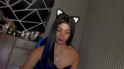 Ms Ella online show from February 2025 05:27:01 PM