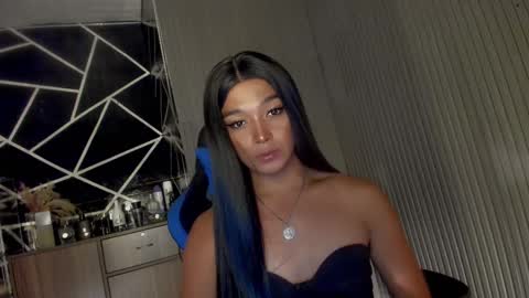 Ms Ella online show from March 2025 05:54:02 PM