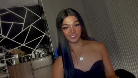 Ms Ella online show from March 2025 02:12:01 PM