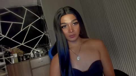 Ms Ella online show from March 2025 05:28:01 PM