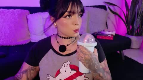 Val martinez  online show from March 2026 12:27:02 AM